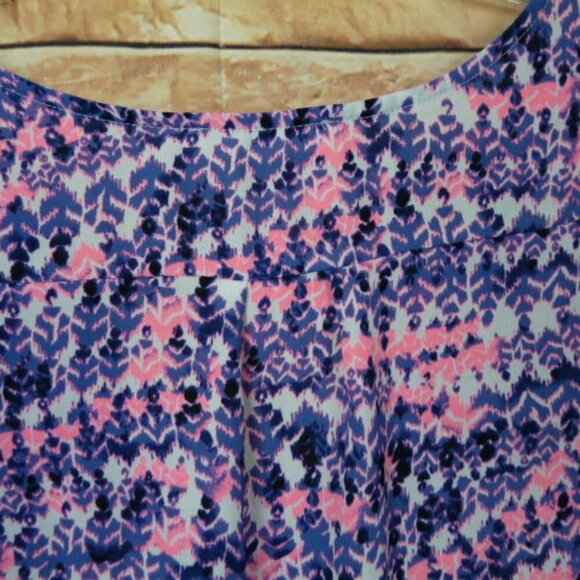 LUSH Multicolor Chevron Blouse Small - Picture 5 of 8
